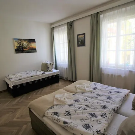 Agnes Palladium *