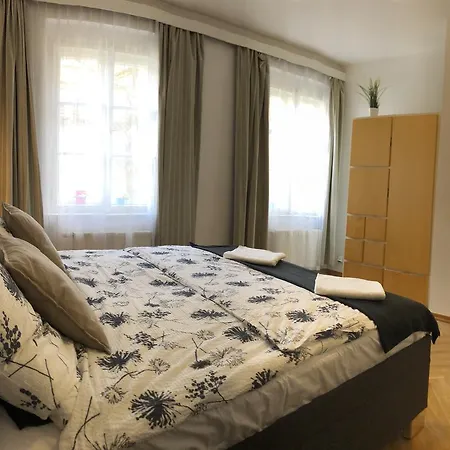 Agnes Palladium Apartament *